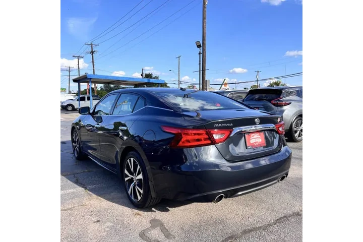 $11999 : 2017 Maxima 3.5 S image 9