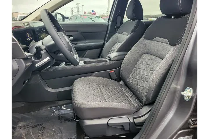 $27879 : Nissan Kicks 2025 AWD SV 4dr image 10