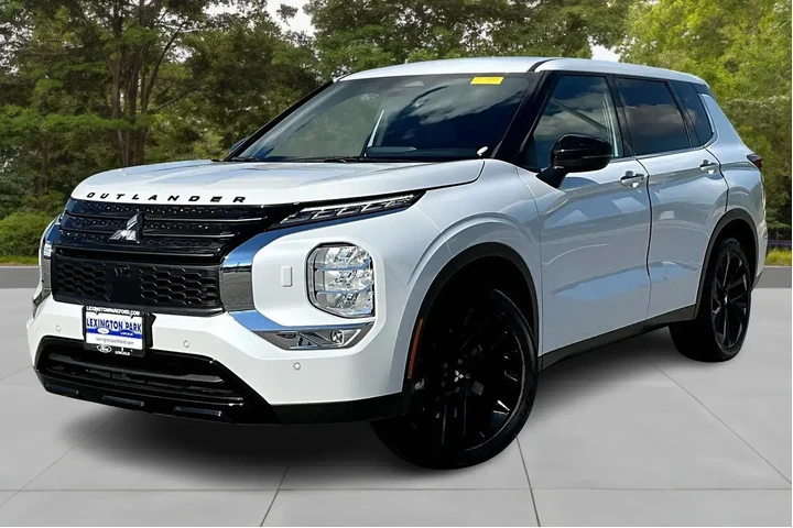 $26500 : Mitsubishi Outlander 2024 AW image 3