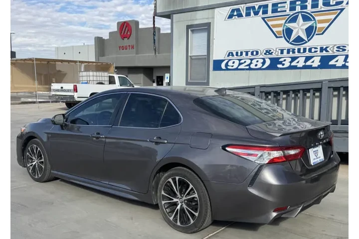 $22995 : 2020 Camry image 4