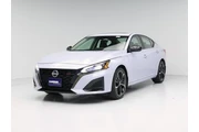 $23998 : Nissan Altima 2023 2.5 SR 4d thumbnail