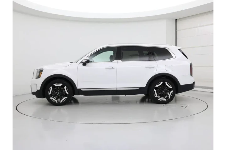 $38998 : Kia Telluride 2024 AWD EX 4d image 3