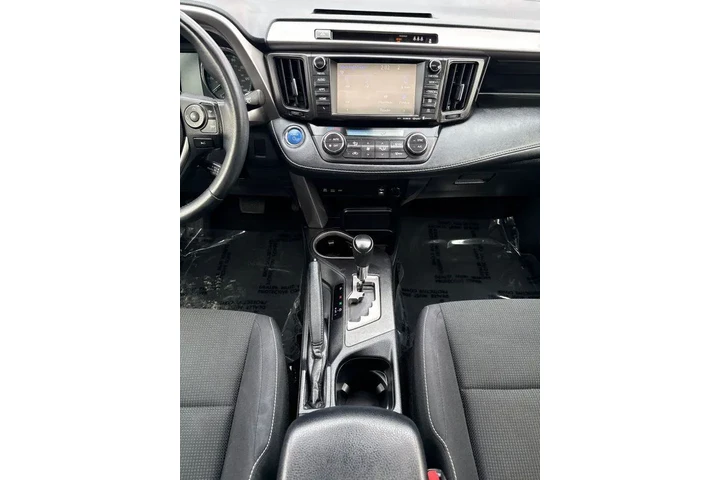 $15995 : 2017 RAV4 Hybrid XLE image 9