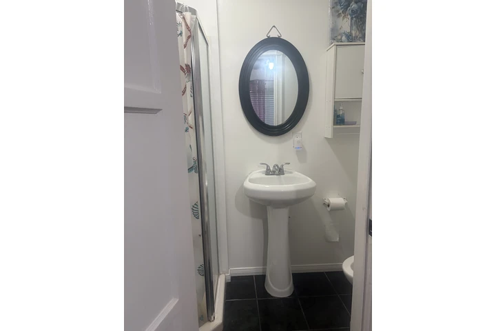 $950 : Rento cuarto en SouthGate image 1