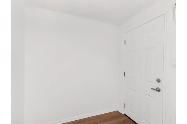$1160 : ventanas 1BR-1BA image 3