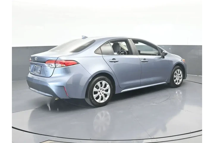 $17995 : Toyota Corolla 2022 LE 4dr S image 6