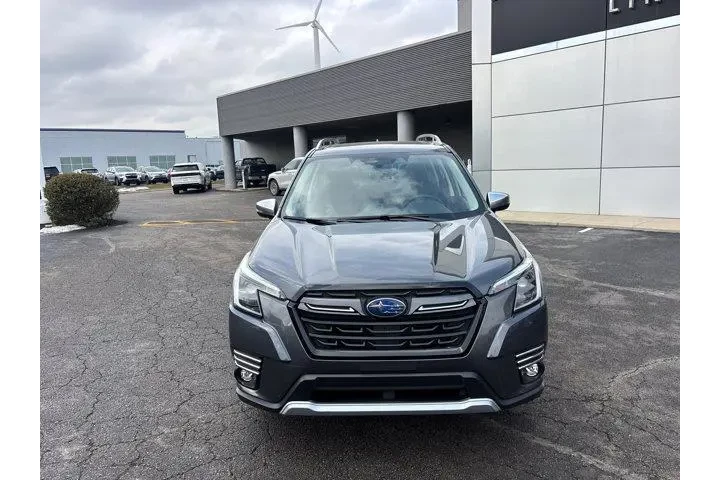 $25985 : Subaru Forester 2022 AWD Tou image 2