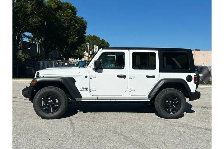 $38989 : Jeep Wrangler 2025 4x4 Sport image 8