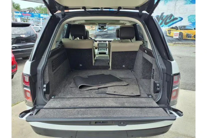 $37995 : Land Rover Range Rover 2020 image 10