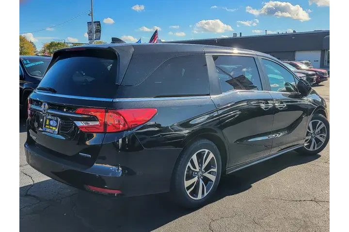 $37880 : Honda Odyssey 2023 Touring 4 image 7
