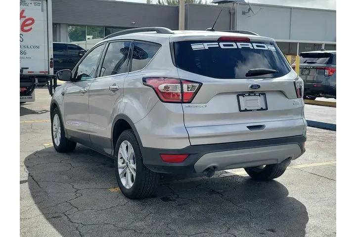 $7990 : Ford Escape 2018 SE 4dr SUV image 3