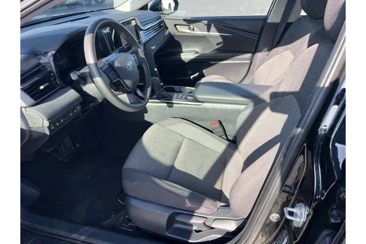 $33999 : Toyota Camry 2025 XSE 4dr Se image 10