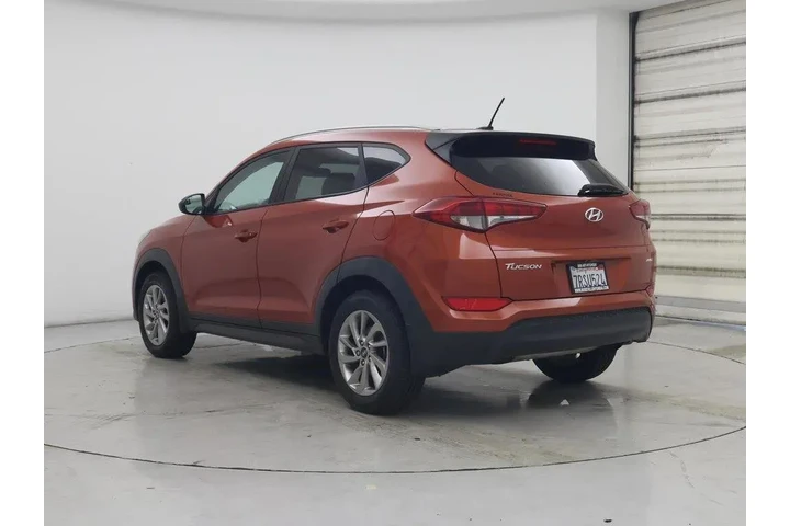$12998 : Hyundai TUCSON 2016 AWD SE 4 image 2