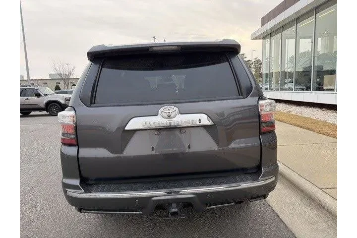 $23489 : Toyota 4Runner 2016 4x2 Limi image 4