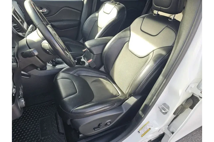 $16170 : Jeep Cherokee 2020 4x4 Latit image 6