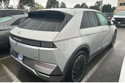 $29990 : Hyundai IONIQ 5 2023 AWD Lim thumbnail