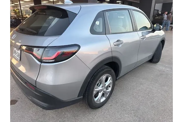 $25896 : Honda HR-V 2024 AWD LX 4dr C image 7