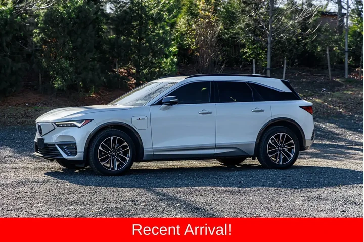 $29595 : Acura ZDX 2024 AWD A-SPEC 4d image 3