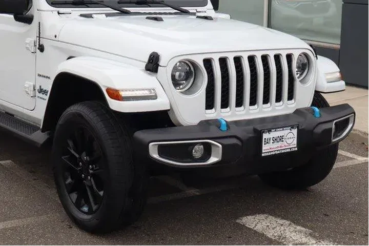 $26996 : Jeep Wrangler 2023 4x4 Sahar image 4