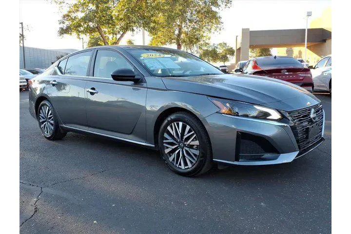$18500 : Nissan Altima 2024 2.5 SV 4d image 7