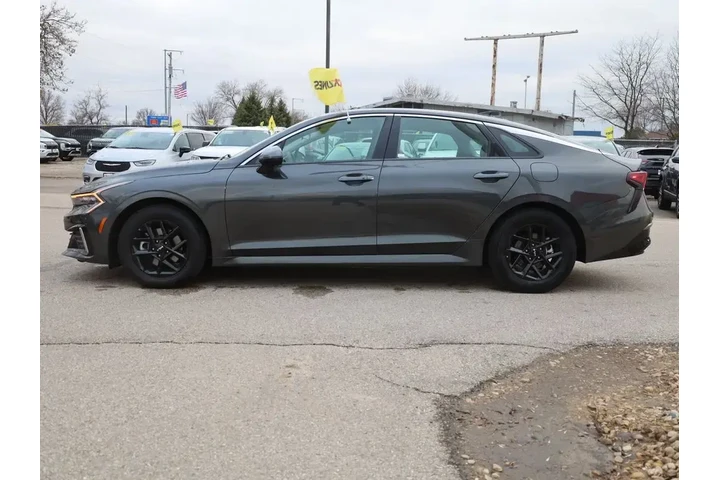 $21977 : Kia K5 2025 LXS 4dr Sedan image 6