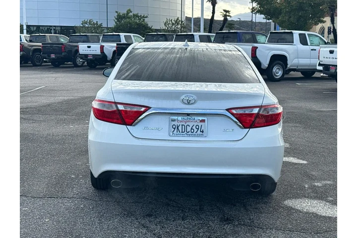 $20980 : Toyota Camry 2017 XLE V6 4dr image 4