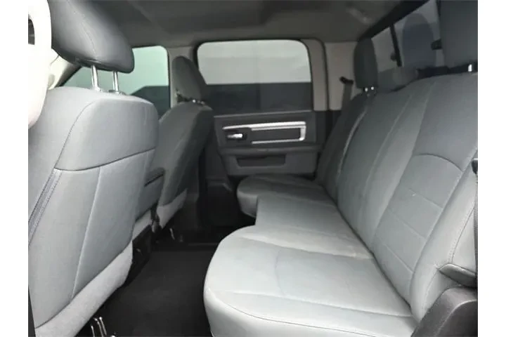 $22547 : Ram 1500 Classic 2020 4x4 SL image 10