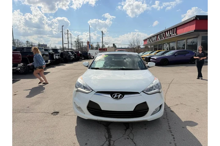 $6980 : 2016 Veloster 3dr Cpe Auto image 7