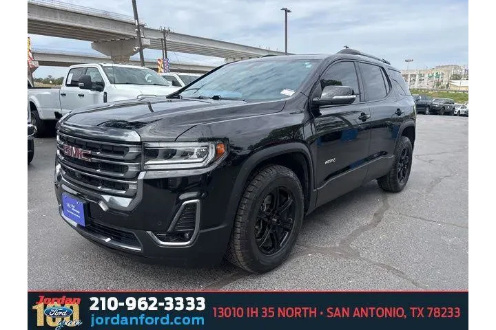 $31413 : GMC Acadia 2023 4x4 AT4 4dr image 3