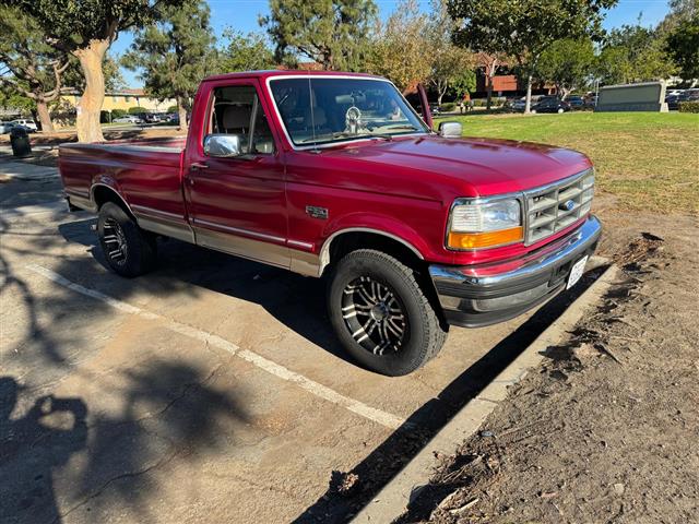 $5000 : 1995 Ford f150 xlt image 6