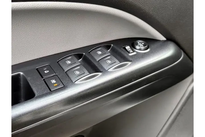 $23999 : Chevrolet Colorado 2021 4x4 image 9