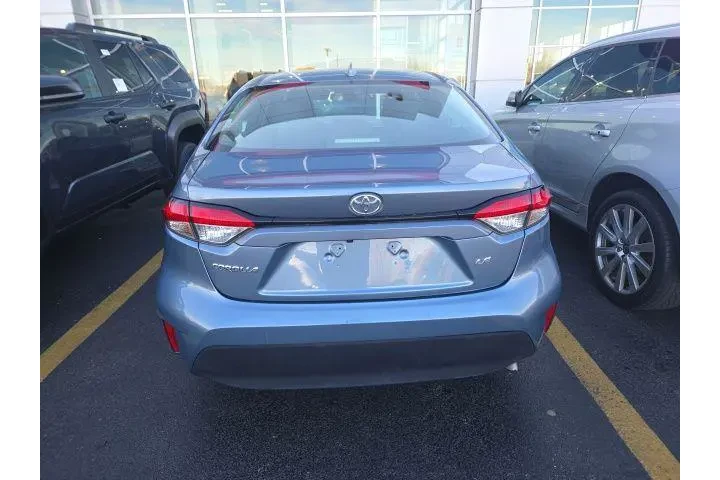 $19491 : Toyota Corolla 2024 LE 4dr S image 5