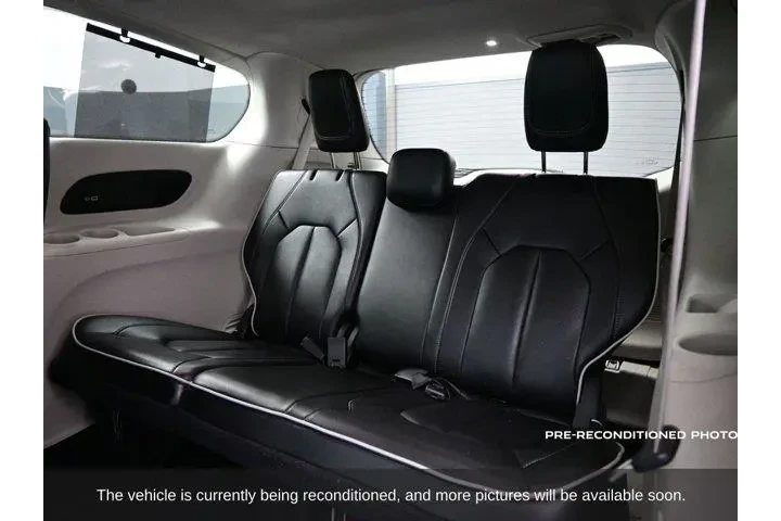$27307 : Chrysler Pacifica 2023 Limit image 10