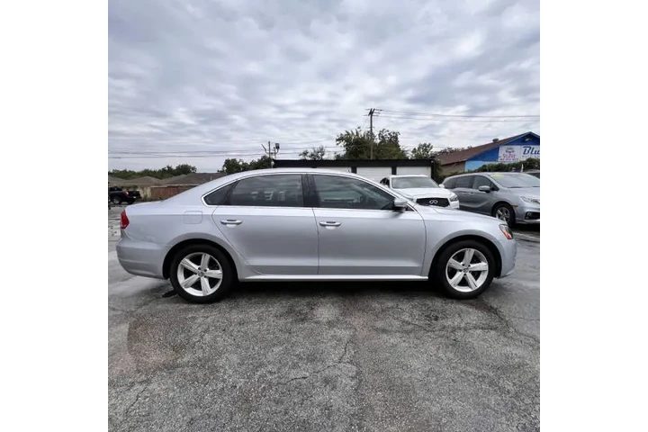 $9500 : 2015 Passat 1.8T Limited Edit image 6