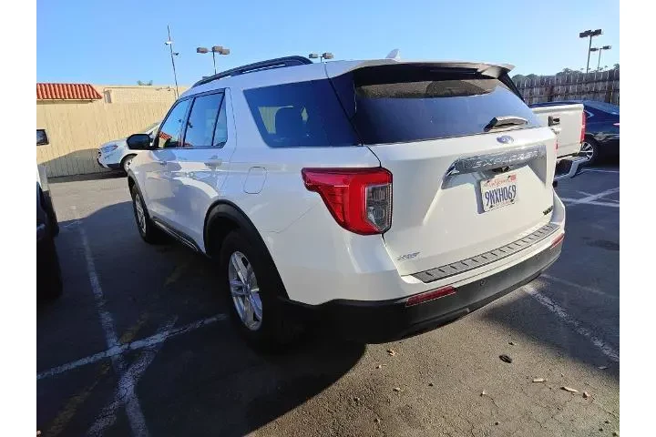 $32085 : Ford Explorer 2024 XLT 4dr S image 4