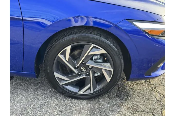 $23300 : Hyundai ELANTRA 2025 SEL Spo image 10