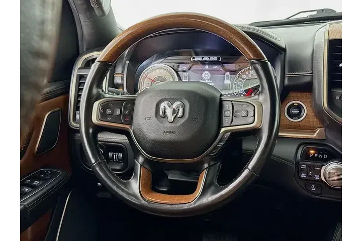 $38500 : Ram 1500 2020 4x4 Laramie Lo image 10