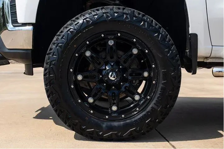 $26914 : Chevrolet Silverado 1500 201 image 8