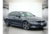 $29500 : BMW 3 Series 2022 330i 4dr S thumbnail
