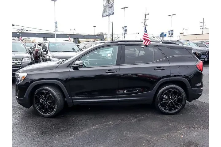 $24870 : GMC Terrain 2021 4x4 SLT 4dr image 4