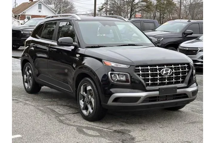 $16994 : Hyundai VENUE 2023 SEL 4dr C image 5