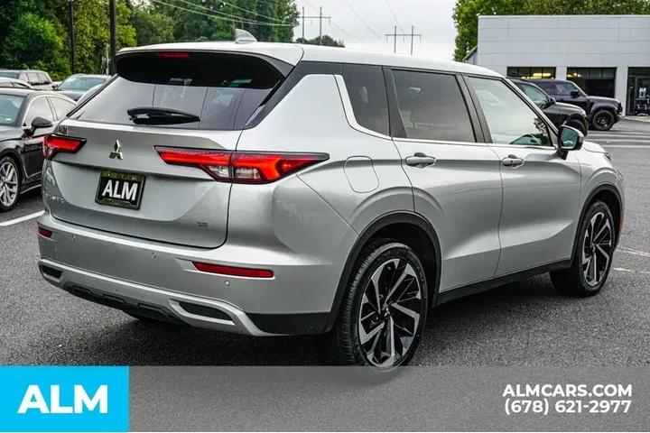 $20920 : Mitsubishi Outlander 2023 SE image 6