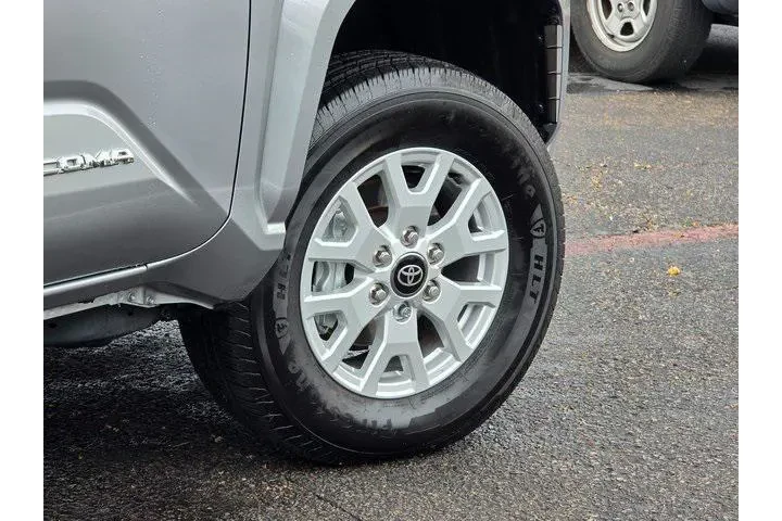 $34849 : Toyota Tacoma 2025 4x2 SR5 4 image 8