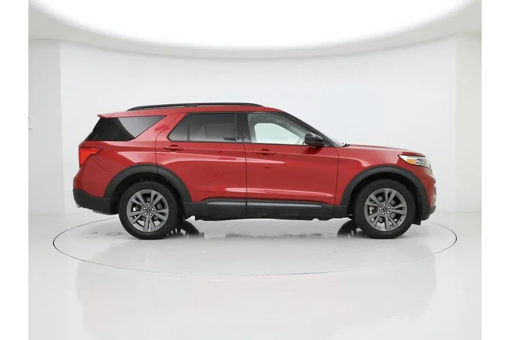 $30998 : Ford Explorer 2022 AWD XLT 4 image 7
