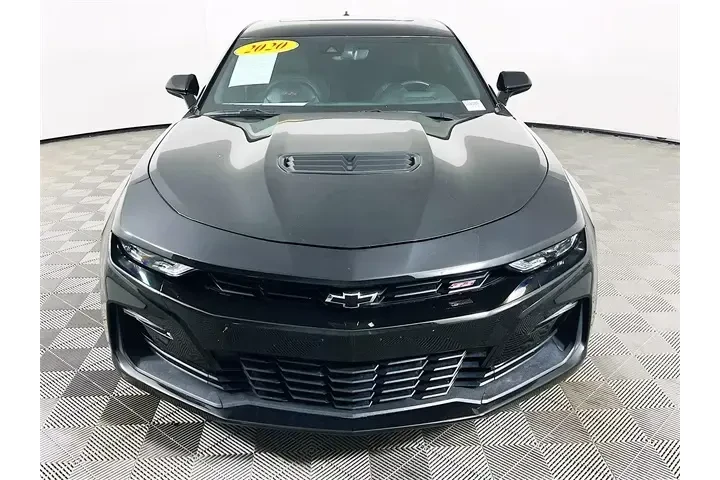 $35900 : Chevrolet Camaro 2020 SS 2dr image 2
