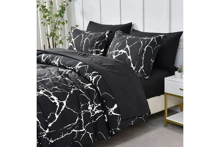 $525 : Dining RoomTable Sets image 2