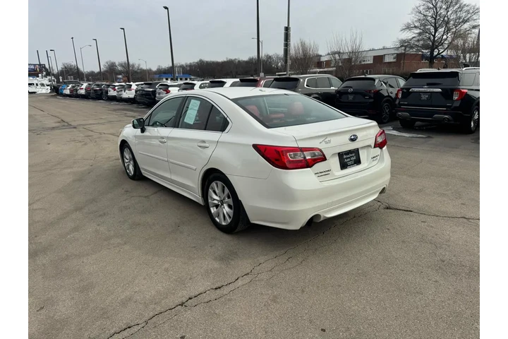 $7980 : 2015 Legacy 4dr Sdn 2.5i Prem image 4