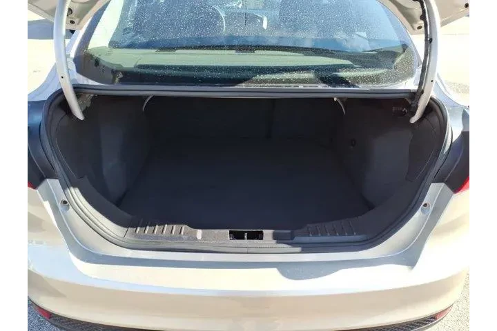 $11900 : Ford Focus 2018 SE 4dr Sedan image 7