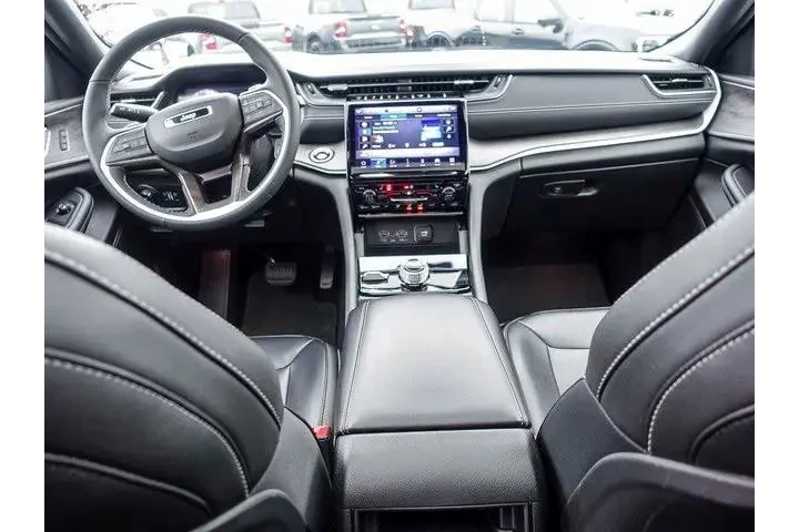 $34986 : Jeep Grand Cherokee 2024 4x4 image 5