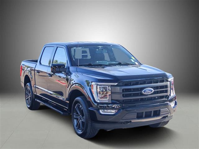 $55990 : Pre-Owned  Ford F-150 LARIAT image 3